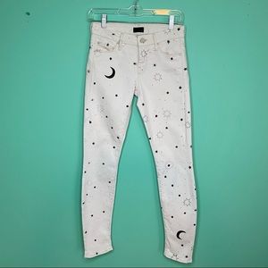 Women’s Size 25 Mother jeans pre owned white color